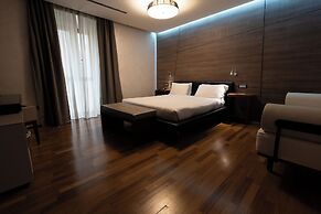 Divina Luxury Hotel