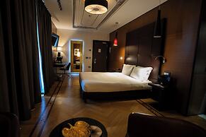 Divina Luxury Hotel