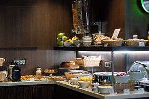 Divina Luxury Hotel