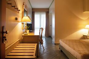 Hotel Village Paradise