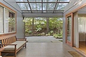 Broad Leaf Villas