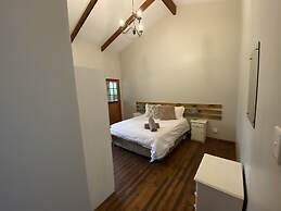 Bella Manga Country Escape