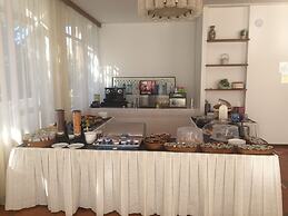 Hotel B&B Avana