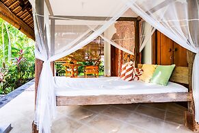 Taman Selini Wahana Beach Bungalows