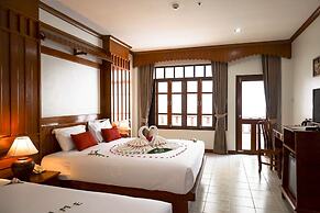 Tony Resort