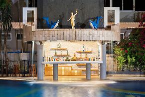 Tony Resort