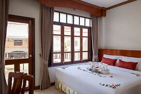 Tony Resort