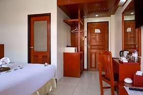Tony Resort