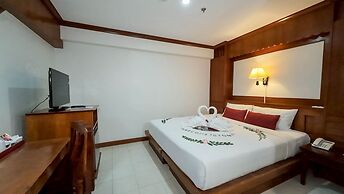 Tony Resort