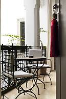 Le Farnatchi