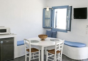Castellano Village