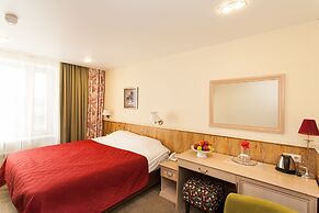 Voskhod Hotel