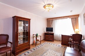 Voskhod Hotel