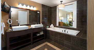 Prestige Oceanfront Resort, WorldHotels Luxury