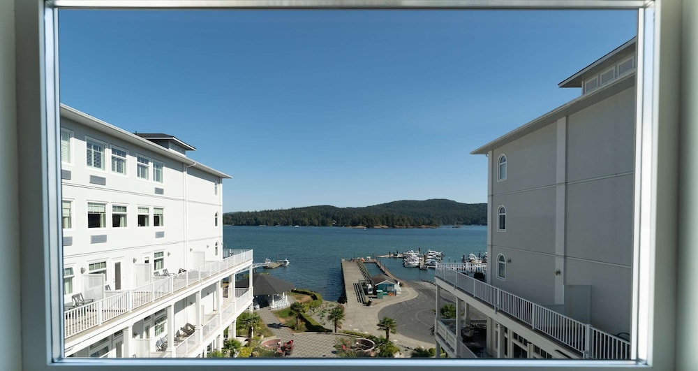 Prestige Oceanfront Resort, WorldHotels Luxury