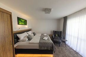 Boardinghouse HOME - adults only -