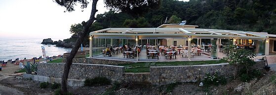 Glyfada Beach Hotel
