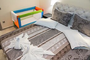 Glyfada Beach Hotel