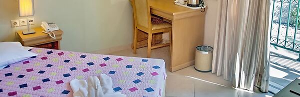 Glyfada Beach Hotel