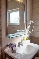 Glyfada Beach Hotel