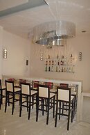 Glyfada Beach Hotel