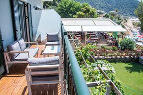Glyfada Beach Hotel