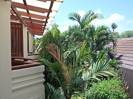 Montien House Chaweng Beach Resort