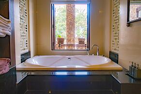 Pawanthorn Luxury Pool Villa Samui