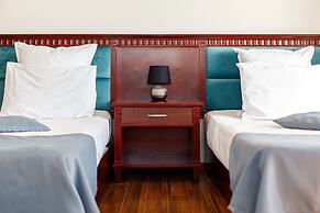Lira Pacific Aparthotel