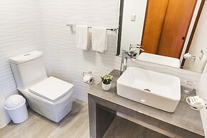 Hotel Natura Inn