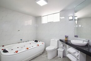 Hotel Natura Inn