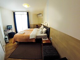 Orange Inn Hotel