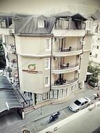 Orange Inn Hotel