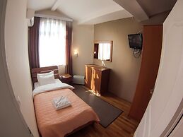 Orange Inn Hotel