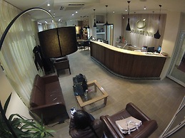 Orange Inn Hotel