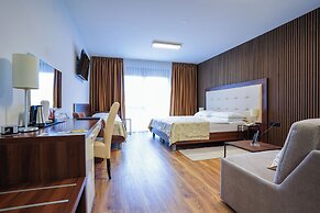 Hotel Degenija