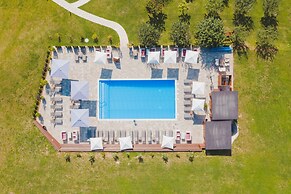 Hotel Degenija