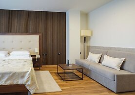 Hotel Degenija