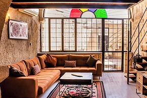 Hezen Cave Hotel