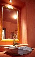 Voreina Gallery Suites
