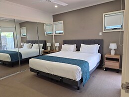 Quarterdecks Retreat