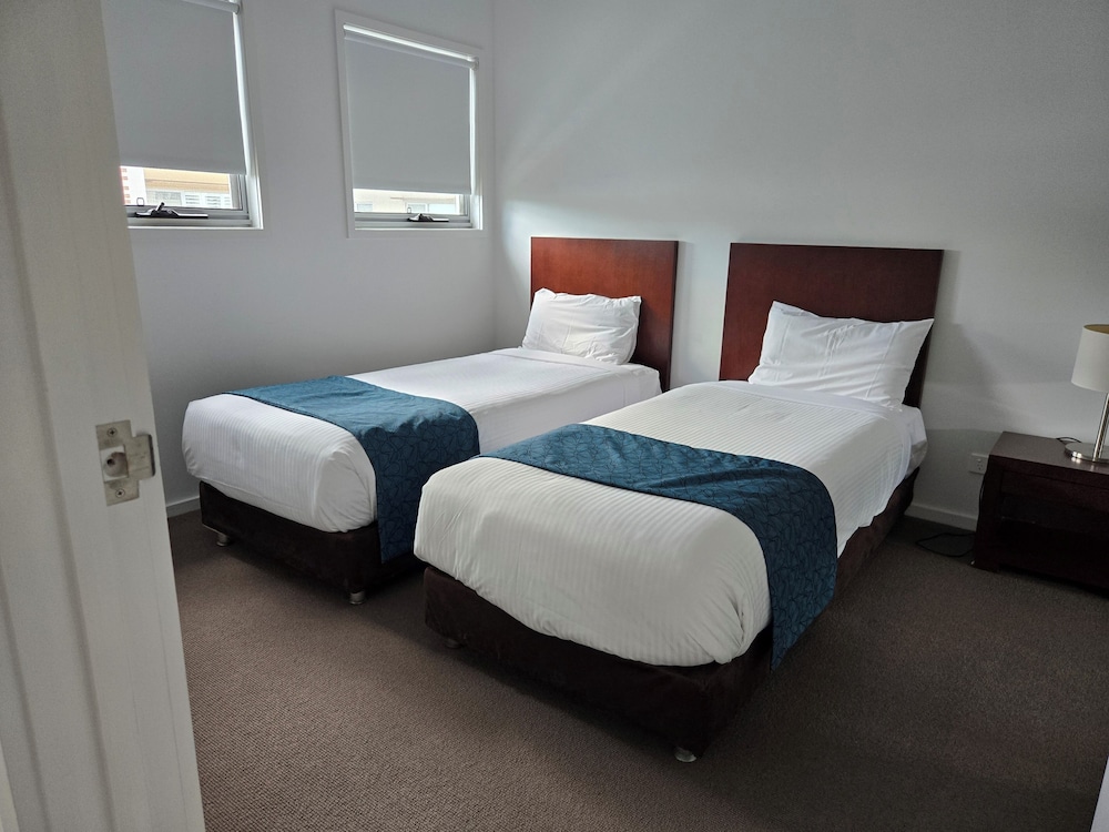 Quarterdecks Retreat