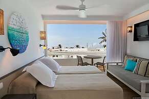 Apartamentos Sabina Playa