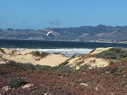 Dune Surfer Inn