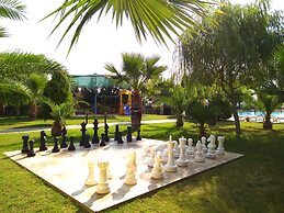 Lakeside Garden