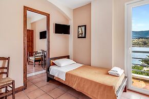 Golden View Beach Hotel