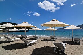 Golden View Beach Hotel