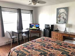 Lakelawn B&B Motel