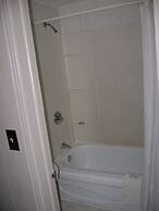 Lakelawn B&B Motel