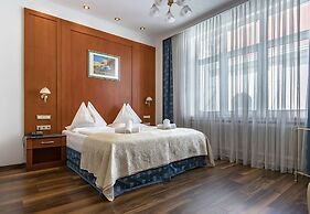 Hotel Corvinus